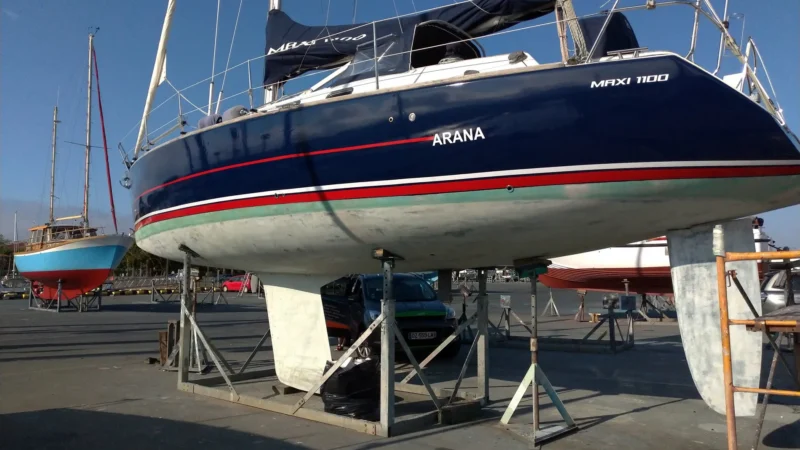 wraps-boat-covering-wrapping--bateau-voilier-yacht-hendaye-arcachon-biscarrosse-aquitaine-la-test-de-buch-sete-collioure-canet-en-roussillon